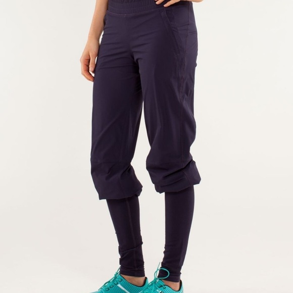 Lululemon Run: Dog Runner Pant Rulu Stretch Glyde W5721S Black Swan Size 4 - Picture 3 of 16